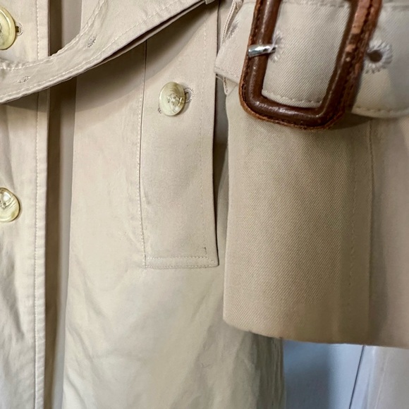 Burberry Beige Trench Coat Sz 8 Petite Made in England - Picture 8 of 16